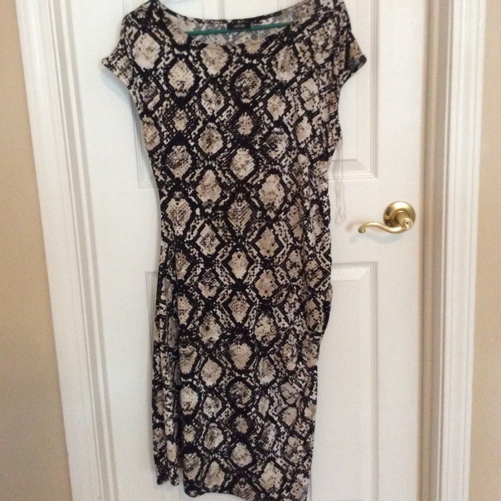APT. 9 dress